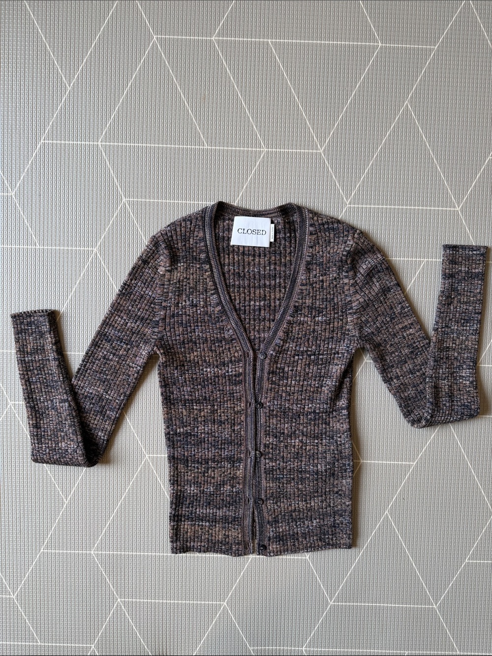 NWOT CLOSED Denim Marled Brown Gray Ribbed V‑Neck Button Cardigan Top Size XS
